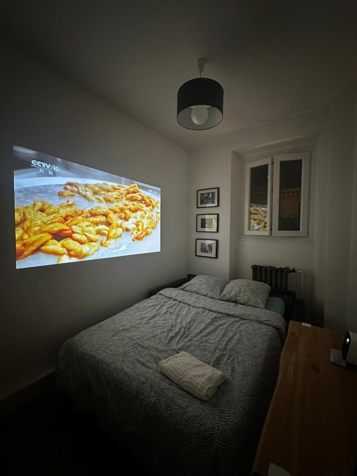 Opera Cube Apartment *